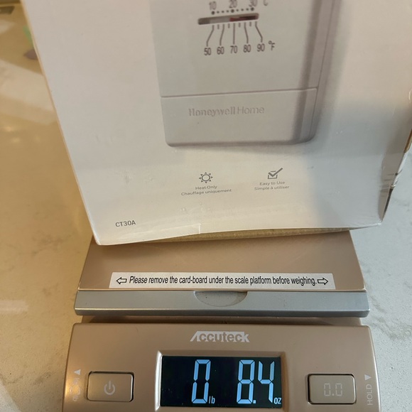 Honeywell Home CT30A Non-Programmable Thermostat NEW SEALED - Picture 4 of 4